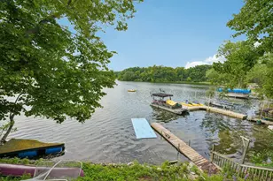 115 E Lake Ln, Richfield, WI 53017 - Photo 5