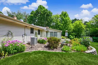 21775  Gaywood Dr, Brookfield, WI 53045 - Photo 7