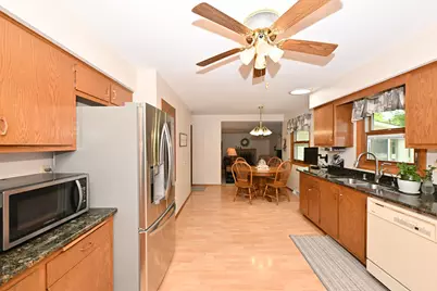 21775  Gaywood Dr, Brookfield, WI 53045 - Photo 11