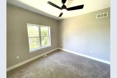 9600 S Howell Ave, Oak Creek, WI 53154 - Photo 39