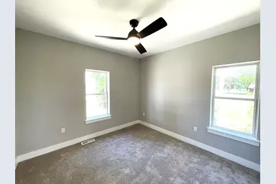 9600 S Howell Ave, Oak Creek, WI 53154 - Photo 35