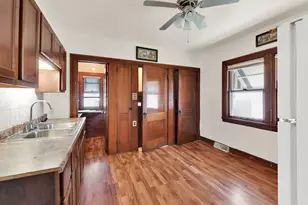 2136 S 72nd St, West Allis, WI 53219 - Photo 11