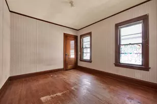 2136 S 72nd St, West Allis, WI 53219 - Photo 13