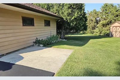 W226N6040  Avon Ct, Lisbon, WI 53089 - Photo 29