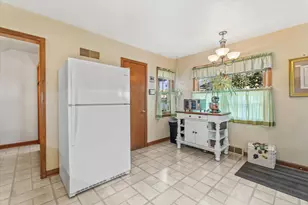 3376 S 44th St, Greenfield, WI 53219 - Photo 21