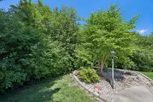 7557 Chapel Hill Ct, Franklin, WI 53132 - Photo 39