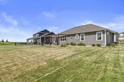 35077  Yahara Dr, Summit, WI 53066 - Photo 51