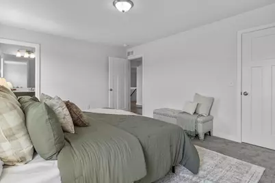 35077  Yahara Dr, Summit, WI 53066 - Photo 13