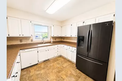 4735  57th St, Kenosha, WI 53144 - Photo 15
