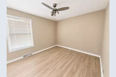 4735  57th St, Kenosha, WI 53144 - Photo 7