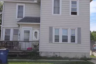 1654 St Clair St, Racine, WI 53402 - Photo 5