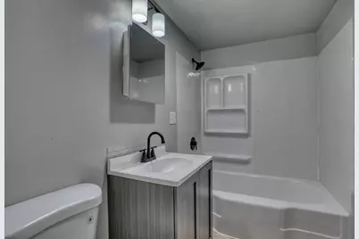 2213 S 74th St, West Allis, WI 53219 - Photo 5