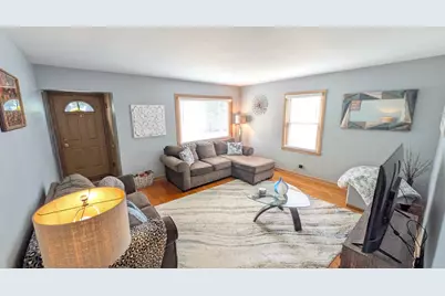 3201 S 72nd St, Milwaukee, WI 53219 - Photo 7