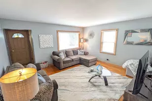 3201 S 72nd St, Milwaukee, WI 53219 - Photo 7