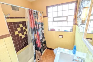 3201 S 72nd St, Milwaukee, WI 53219 - Photo 9