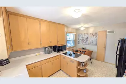 3201 S 72nd St, Milwaukee, WI 53219 - Photo 5