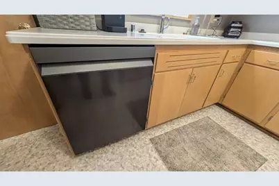 3201 S 72nd St, Milwaukee, WI 53219 - Photo 15