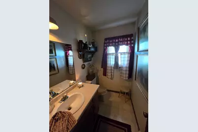 1547  Briarwood Ln #1543, Hartford, WI 53027 - Photo 7