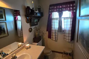 1547 Briarwood Ln, Hartford, WI 53027 - Photo 7