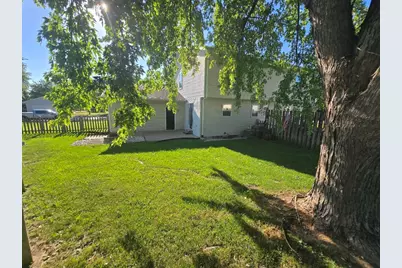 1547  Briarwood Ln #1543, Hartford, WI 53027 - Photo 25