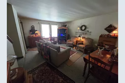 1547  Briarwood Ln #1543, Hartford, WI 53027 - Photo 5