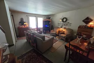 1547 Briarwood Ln, Hartford, WI 53027 - Photo 5