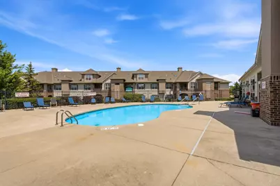 2987 W Drexel Ave #313, Franklin, WI 53132 - Photo 33