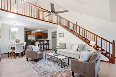 2987 W Drexel Ave #313, Franklin, WI 53132 - Photo 5