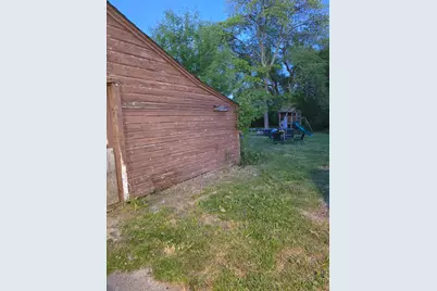 5653  Douglas Ave, Racine, WI 53402 - Photo 11