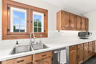 527 S 7th Ave, West Bend, WI 53095 - Photo 13