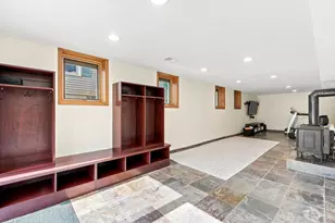 527 S 7th Ave, West Bend, WI 53095 - Photo 29