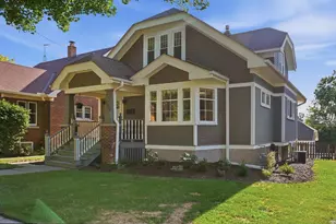 527 S 7th Ave, West Bend, WI 53095 - Photo 1
