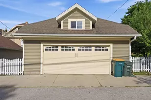 527 S 7th Ave, West Bend, WI 53095 - Photo 33