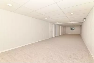 3303 S 123rd St, West Allis, WI 53227 - Photo 39