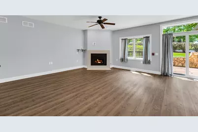 1800  La Salle St #2, Lake Geneva, WI 53147 - Photo 17