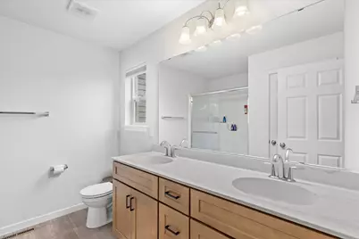 205  Mary Belle Ln, Beaver Dam, WI 53916 - Photo 17