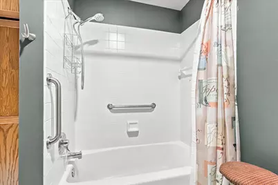 140 W Commerce Blvd #206, Slinger, WI 53086 - Photo 19