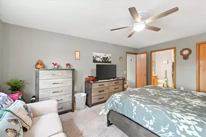 140 W Commerce Blvd #206, Slinger, WI 53086 - Photo 11