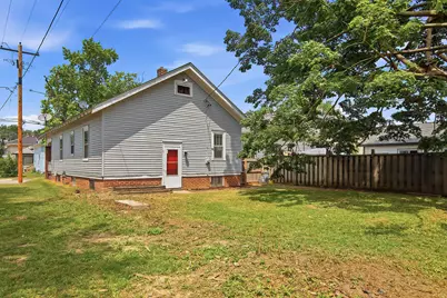 2111  Lawn St, Racine, WI 53404 - Photo 23