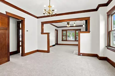 2111  Lawn St, Racine, WI 53404 - Photo 9