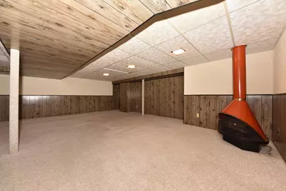 6843 N Park Manor Dr, Milwaukee, WI 53224 - Photo 23