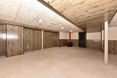 6843 N Park Manor Dr, Milwaukee, WI 53224 - Photo 25