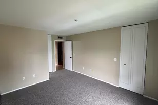 4200 W Rivers Edge Cir, Brown Deer, WI 53209 - Photo 5