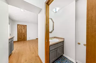 15685 Brojan Dr, Brookfield, WI 53122 - Photo 17