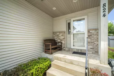 824  Columbia Ave, South Milwaukee, WI 53172 - Photo 1