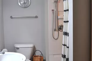 8501 W Cascade Oaks Ct, Franklin, WI 53132 - Photo 33