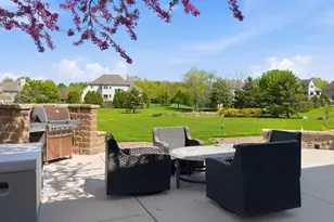 1267 Mary Hill Cir, Hartland, WI 53029 - Photo 45