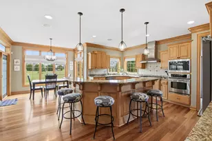 1267 Mary Hill Cir, Hartland, WI 53029 - Photo 13
