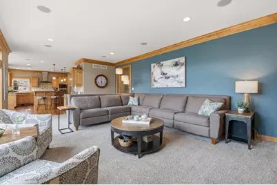 1267  Mary Hill Cir, Hartland, WI 53029 - Photo 11