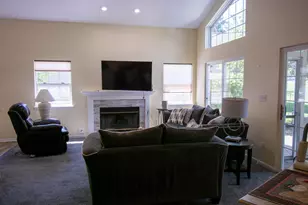 1870 Golfview Dr, Geneva, WI 53147 - Photo 5
